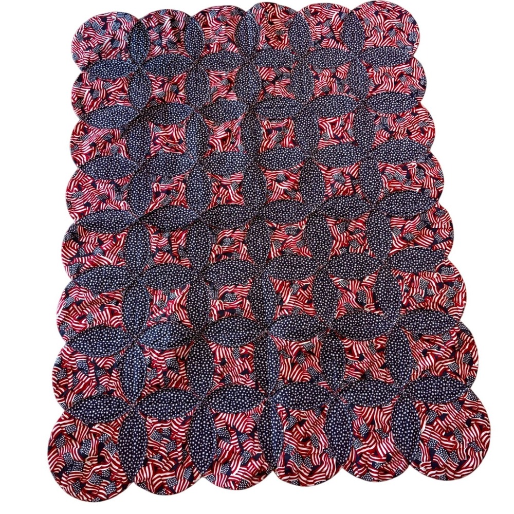 Handmade Patriotic‎ Cathedral Window Quilt Scalloped American Flag Star Runner